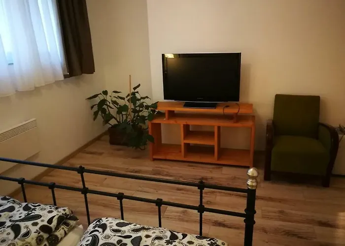 Hangulatos Studio Lakas